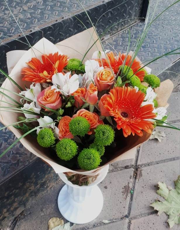 Букет цветов из: Герберы, Хризантемы, Альстромерии и Розы в Высокая Гора Татарстан