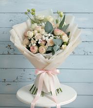 Букет цветов из:  Розы и Лизиантусы в Высокая Гора Татарстан