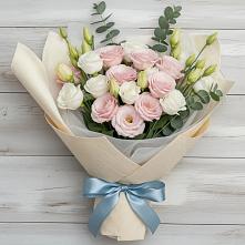 Букет цветов из:  Лизиантусы в Высокая Гора Татарстан