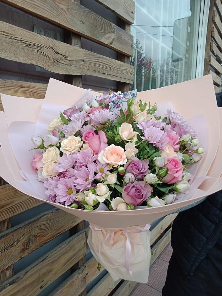 Букет цветов из: Розы и Хризантемы в Высокая Гора Татарстан