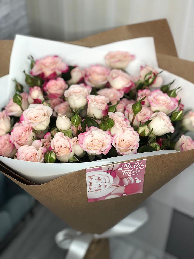 Букет цветов из: Розы в Высокая Гора Татарстан