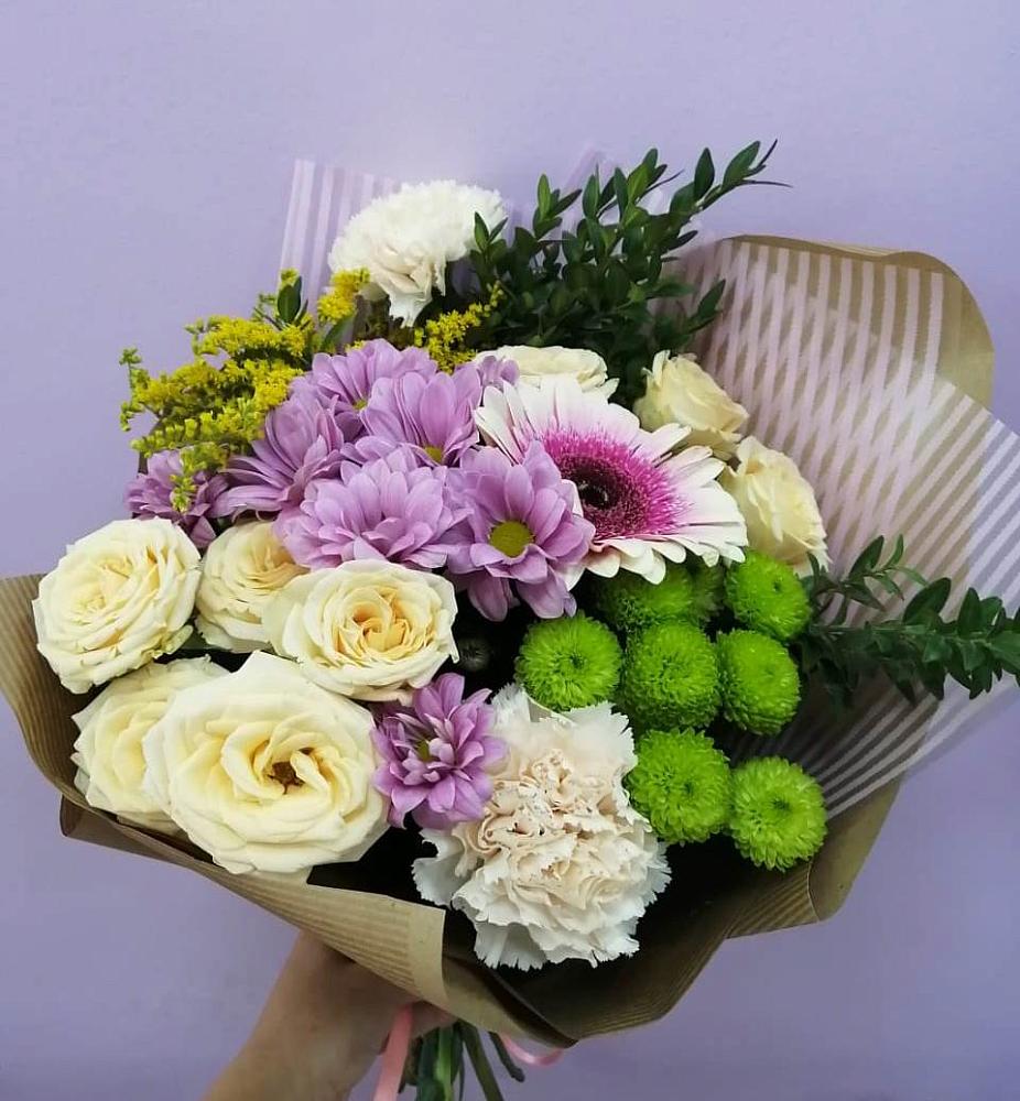 Букет цветов из: Хризантемы, Розы, Гвоздики и Герберы в Высокая Гора Татарстан