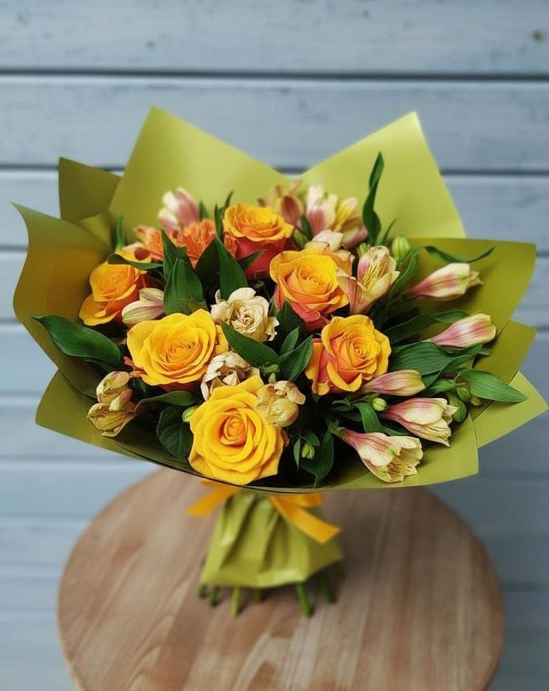 Букет цветов из: Альстромерии и Розы в Высокая Гора Татарстан