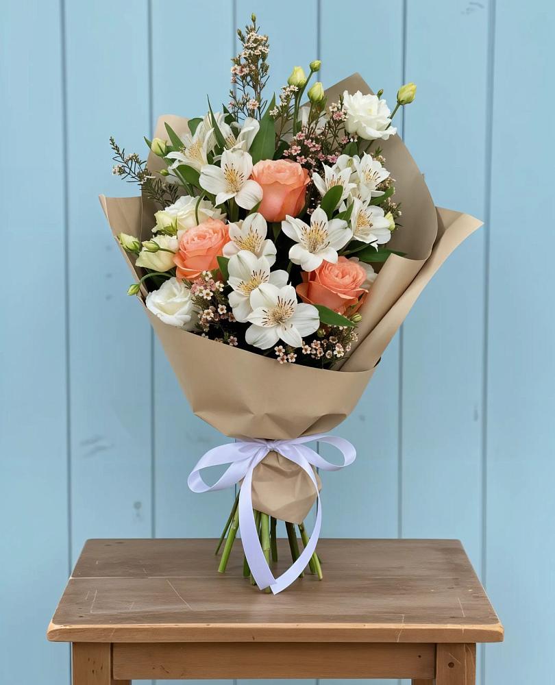 Букет цветов из: Альстромерии, Лизиантусы, Розы и Хризантемы в Высокая Гора Татарстан